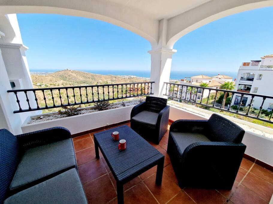 Las Palmeras Seaviews Mijas Dış mekan fotoğraf